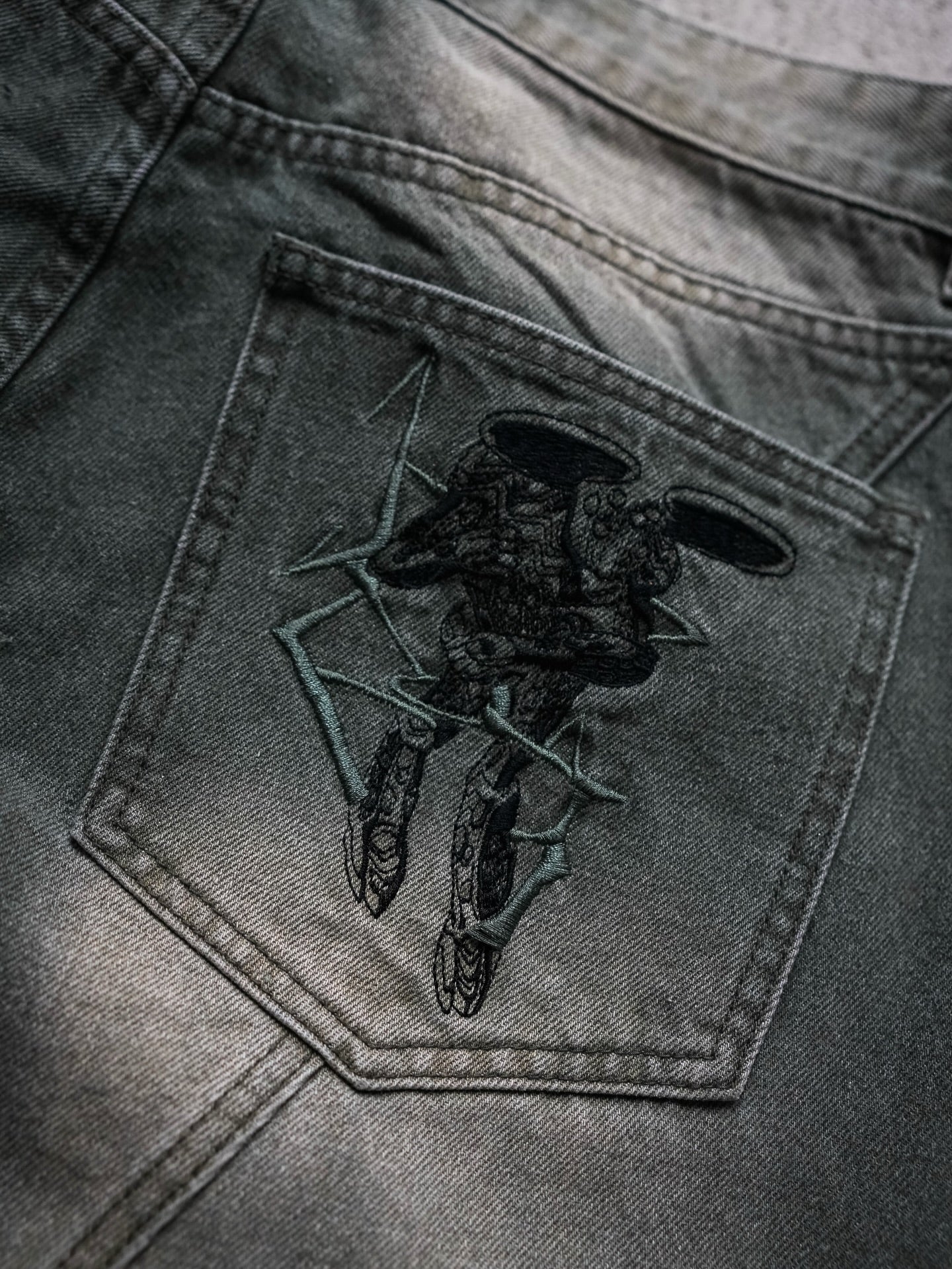 Gyro Matcha Jeans
